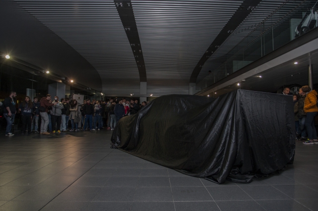 002 presentacion ares racing 002